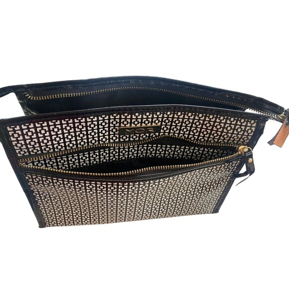 Mor Black & White Geometric Pattern Zip-Up Makeup Bag - Picture 6 of 7